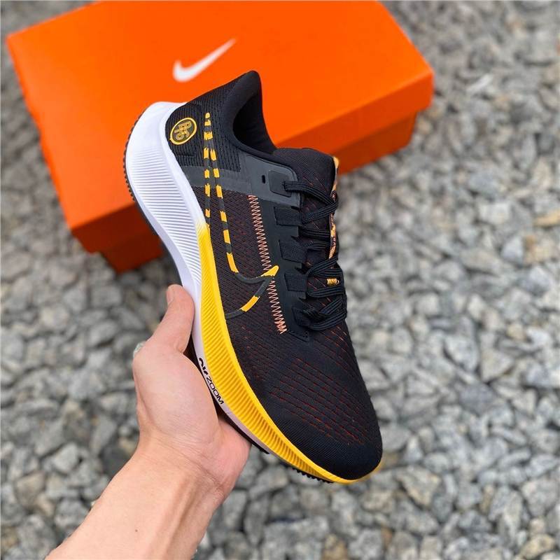 NK Air Zoom Pegasus 38 – Baskets Polyvalentes pour Tous les Jours