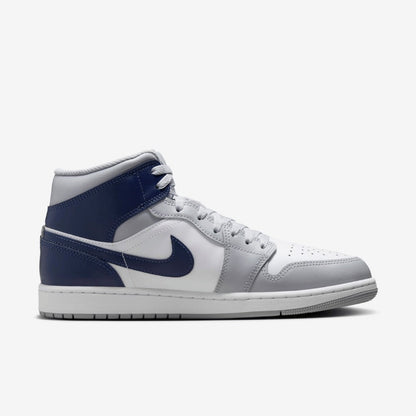 Jordan 1 Mid Gris Loup Bleu Marine Minuit